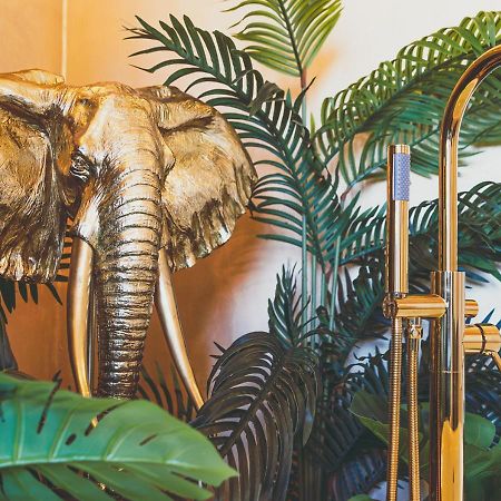 Jungle Suite --- Vasca In Camera Torino Dış mekan fotoğraf