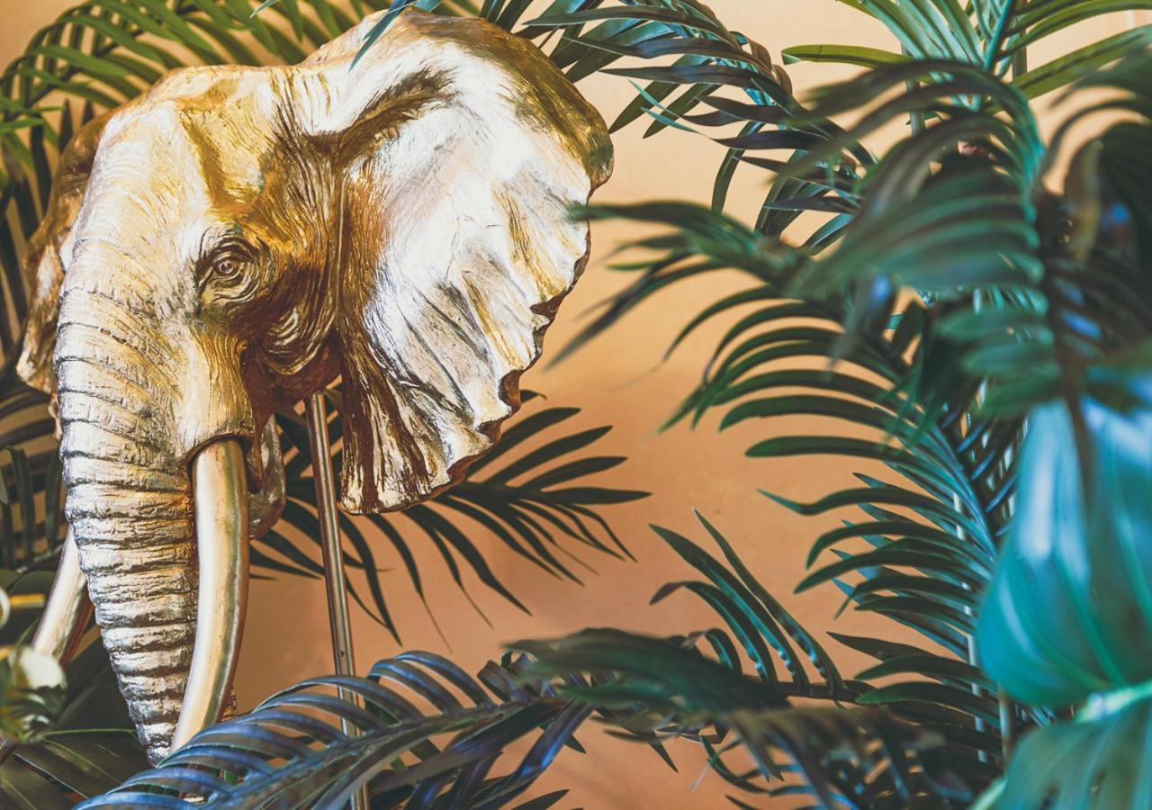 Jungle Suite --- Vasca In Camera Torino Dış mekan fotoğraf